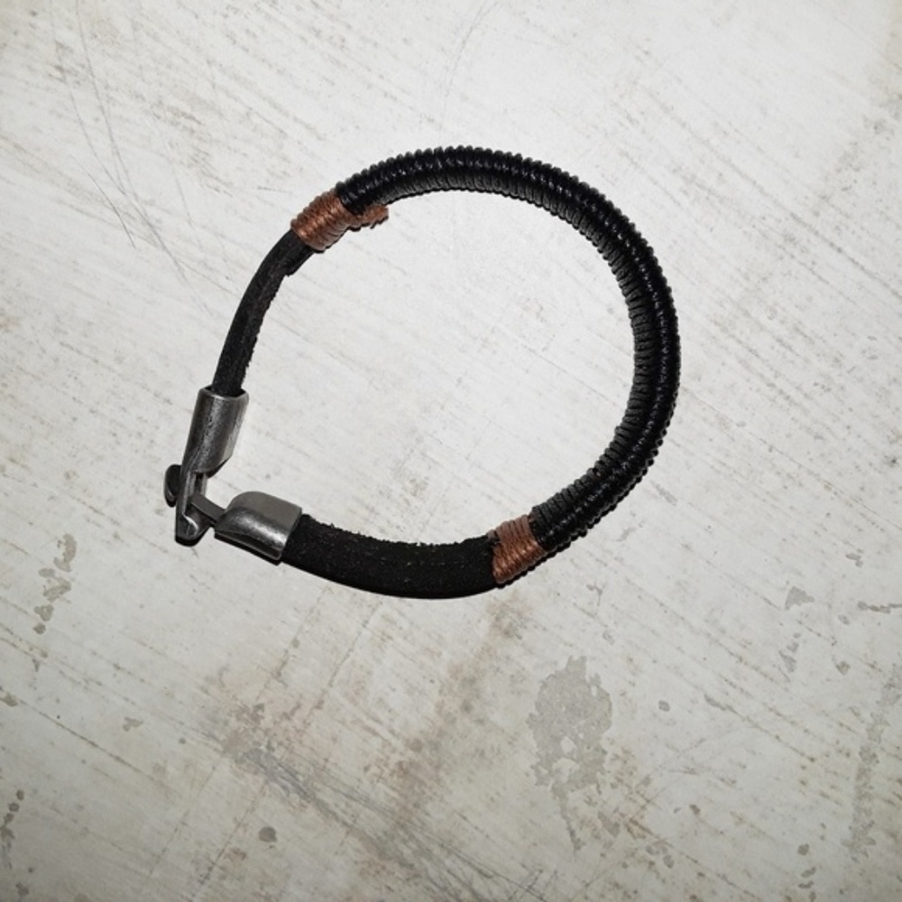 Men's Leather Black & Brown Wrapped Bracelet - Picture 4 of 8